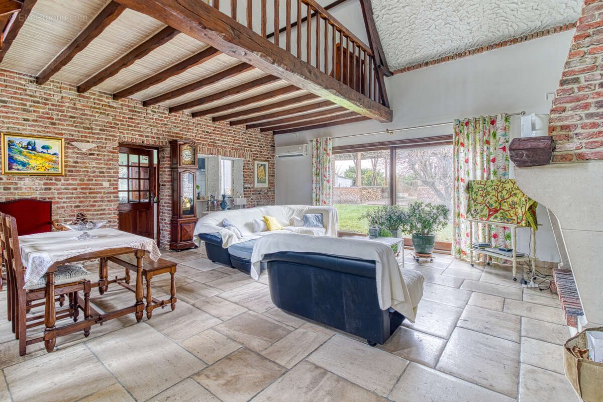 Maison à vendre, 200m², Hinges