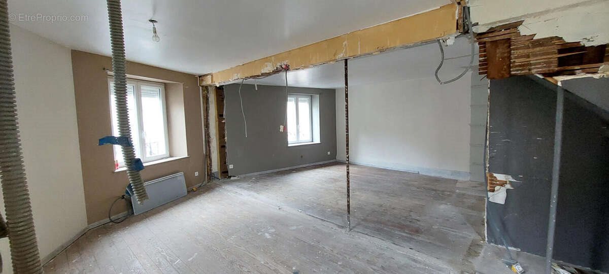 Appartement à vendre, 80m², Remiremont