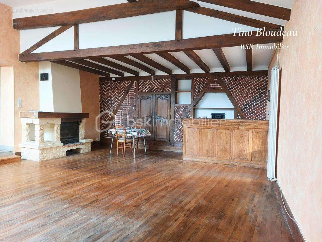 Maison à vendre, 305m², Civray-de-Touraine