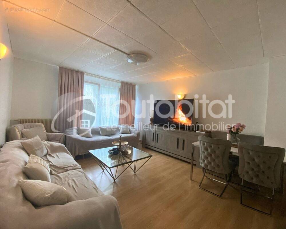 Appartement à vendre, 76m², Givet