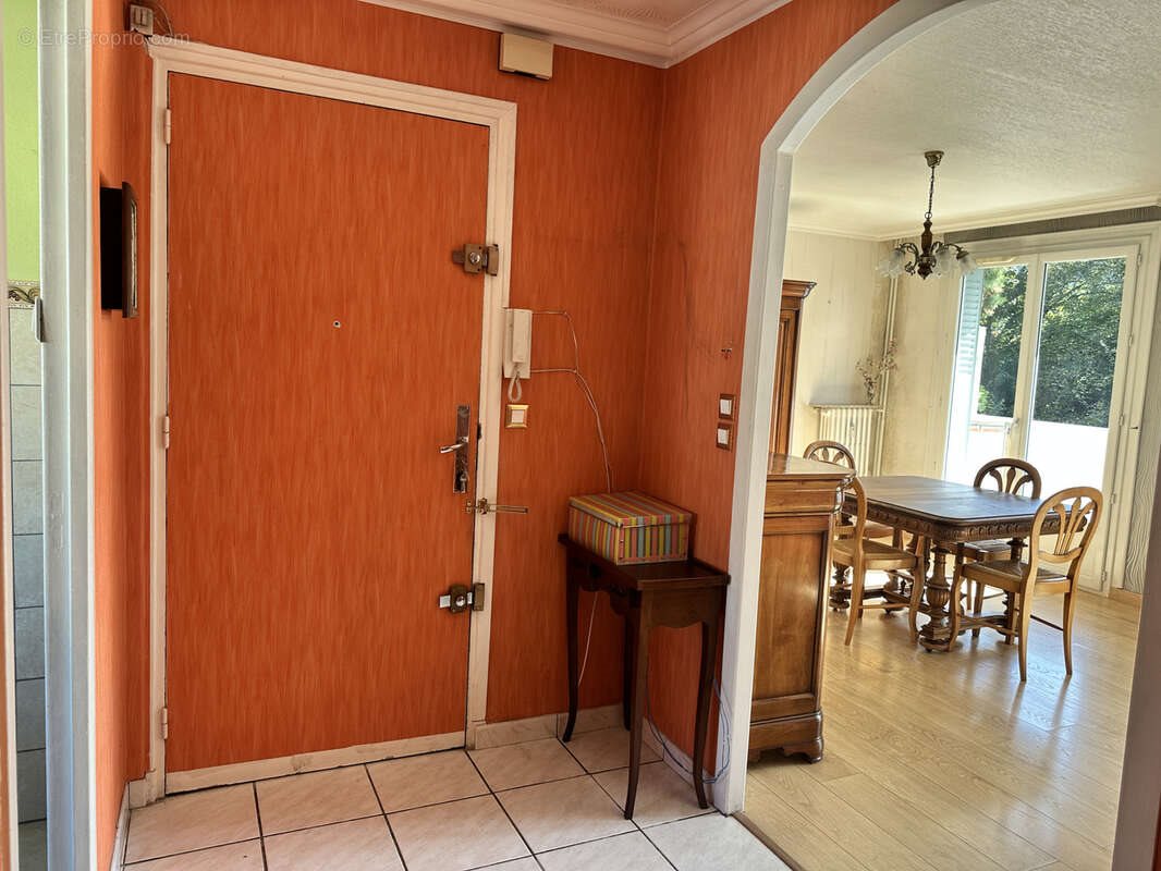 Appartement à vendre, 74m², Saint-Etienne