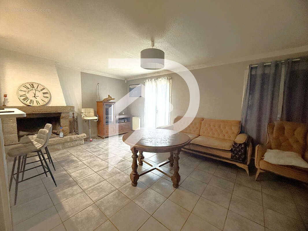 Maison à vendre, 68m², Mousseaux-Neuville