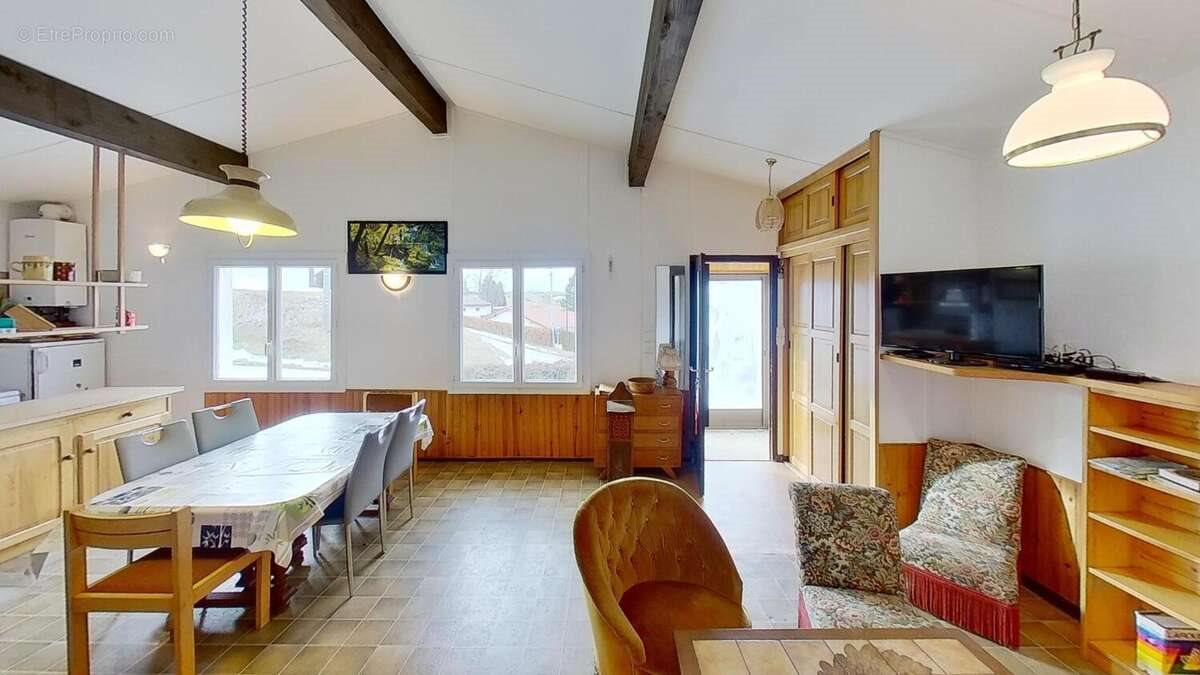 Maison à vendre, 77m², Métabief