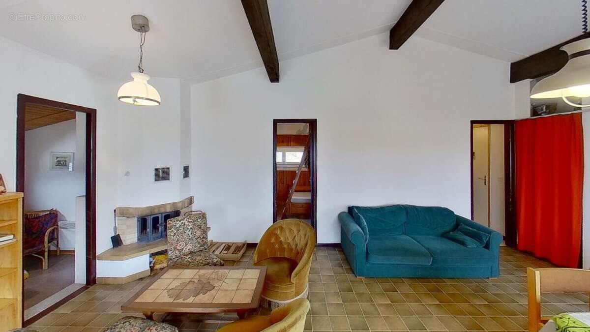 Maison à vendre, 77m², Métabief