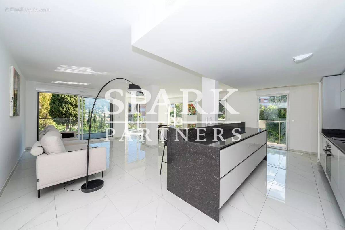 Appartement à vendre, 113m², Roquebrune-Cap-Martin