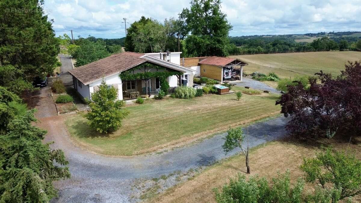 Maison à vendre, 135m², Margouët-Meymes