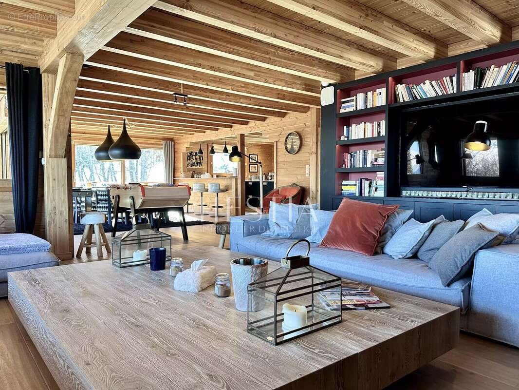 Maison à vendre, 455m², Fontcouverte-la-Toussuire (La Toussuire)