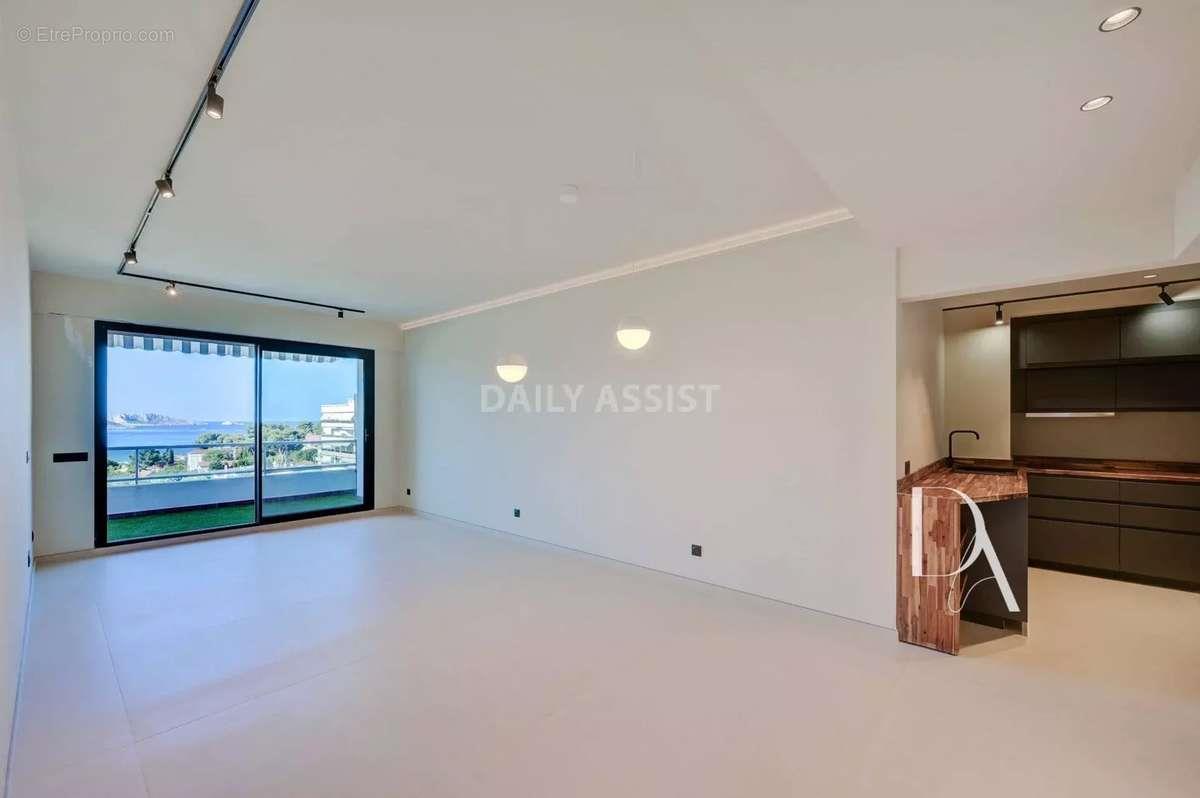 Appartement à vendre, 69m², Marseille 8ème