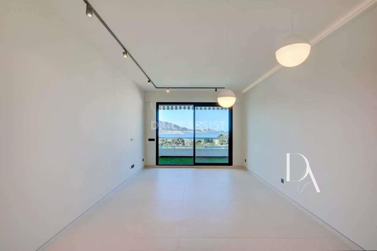 Appartement à vendre, 69m², Marseille 8ème