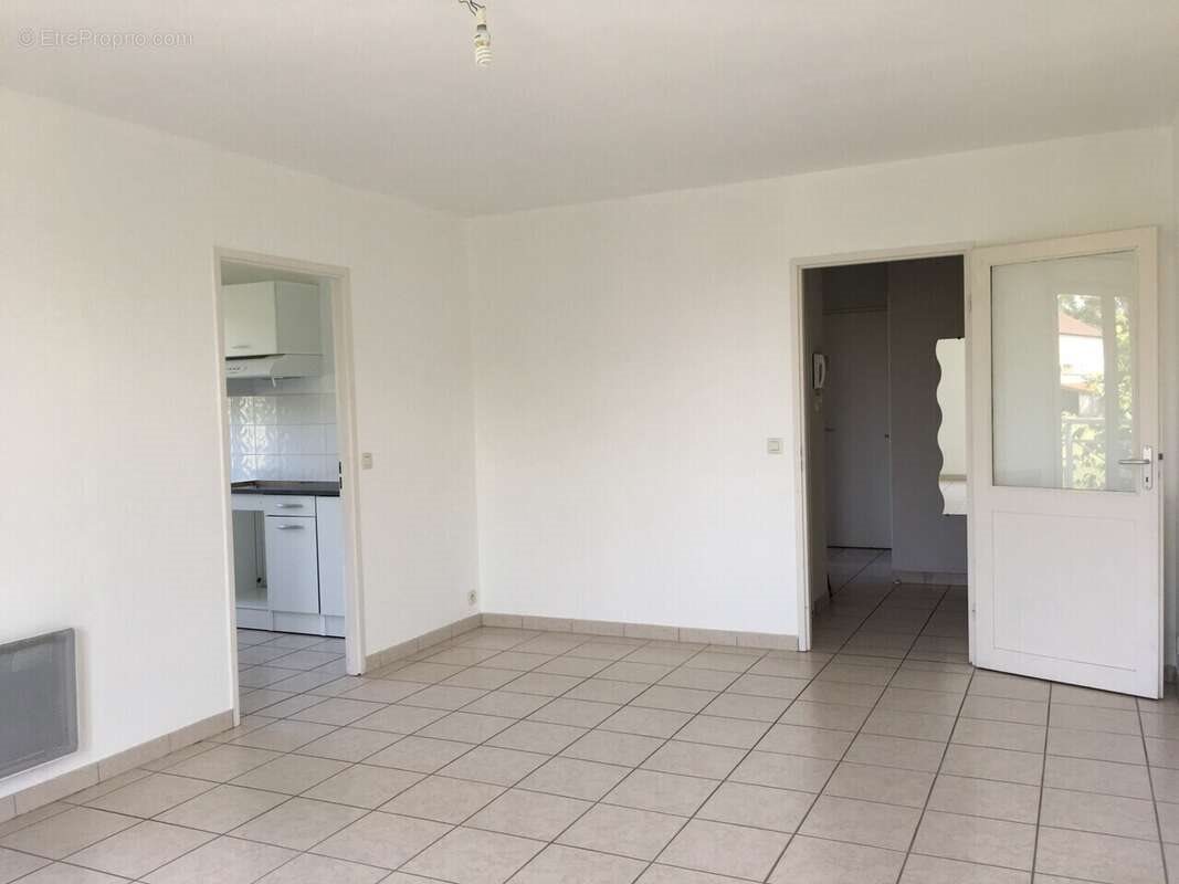 Appartement à vendre, 61m², Larche