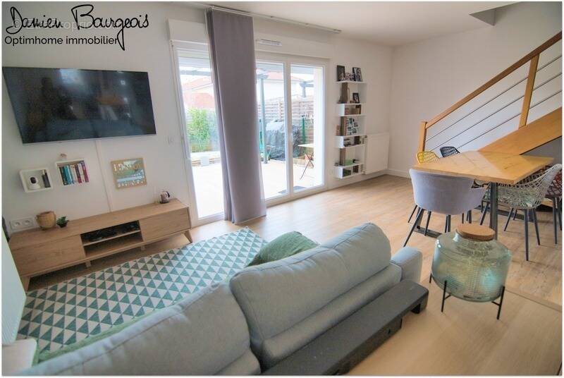 Maison à vendre, 81m², Saint-Genis-Pouilly