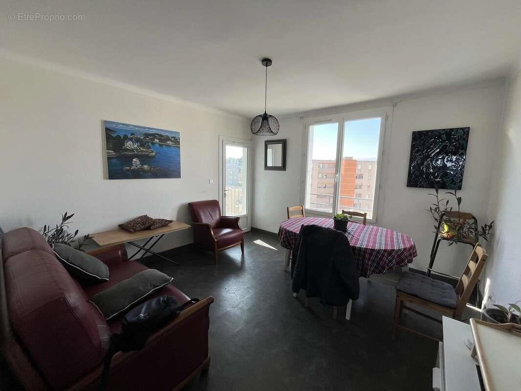 Appartement à vendre, 53m², Nîmes