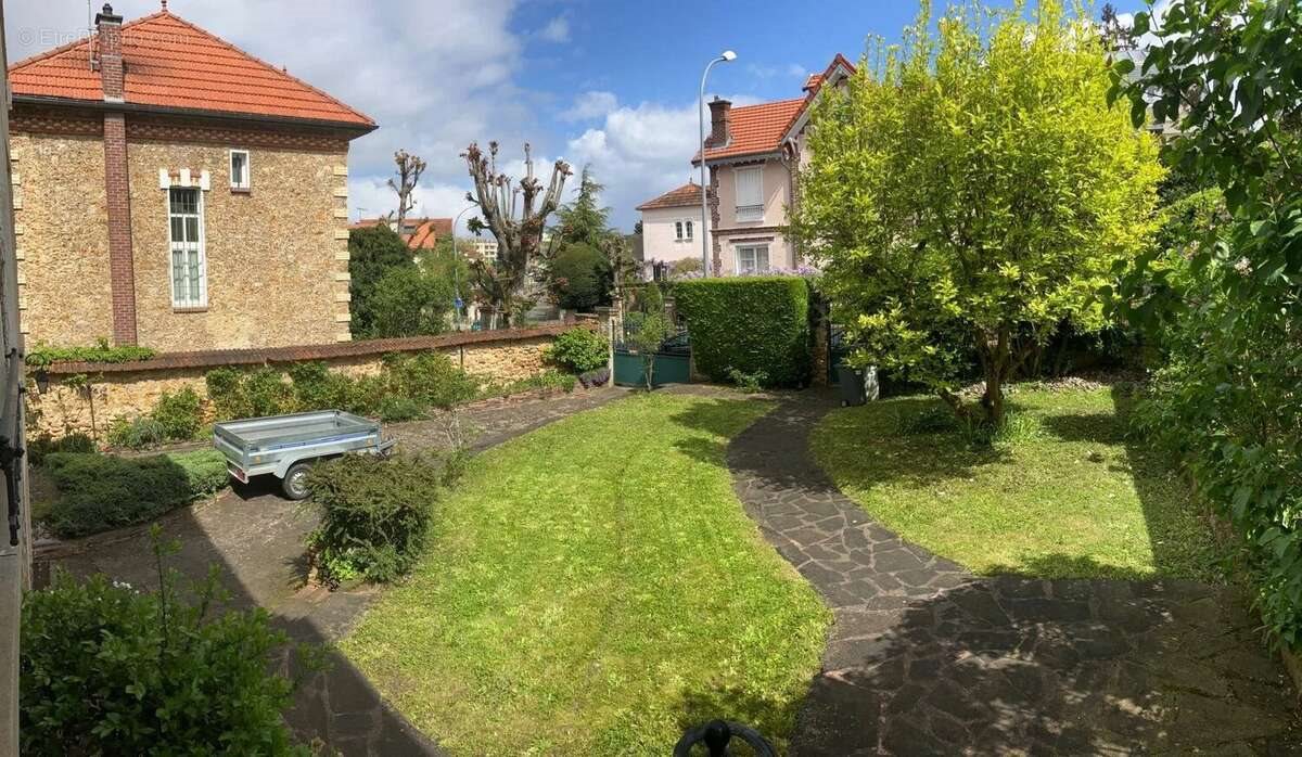 Maison à vendre, 163m², Chaville