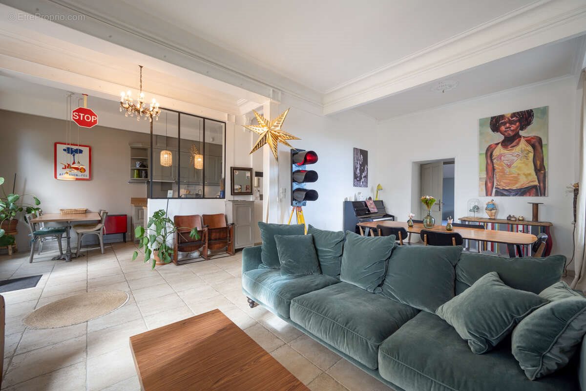 Maison à vendre, 150m², Villeneuve-lès-Avignon