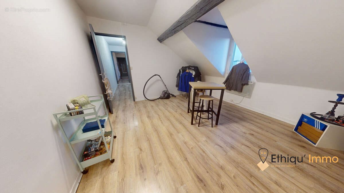 Appartement à vendre, 73m², Sainte-Savine