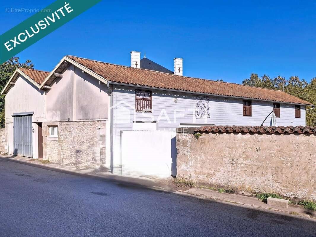 Appartement à vendre, 188m², Celles-sur-Belle