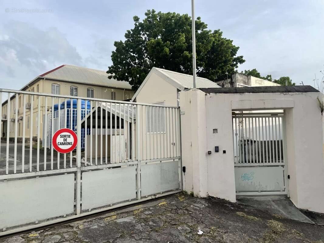 Maison à vendre, 157m², Basse-Terre