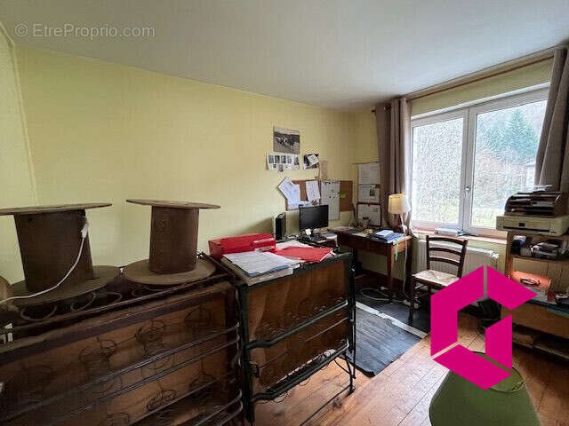 Maison à vendre, 130m², Grandrif