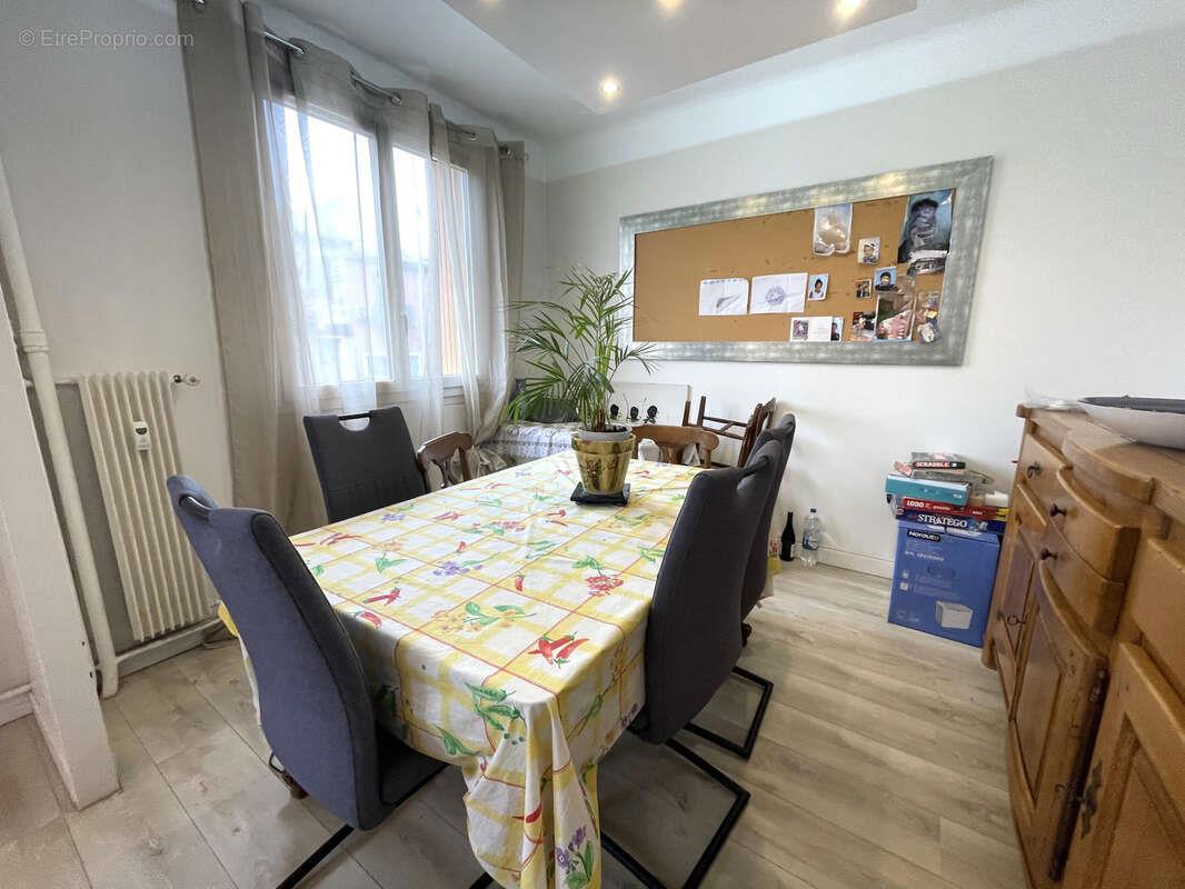 Appartement à vendre, 65m², Nîmes