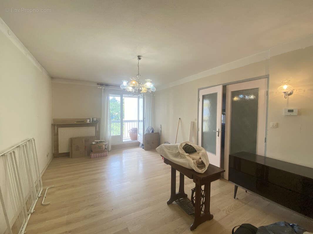 Appartement à vendre, 71m², Saint-Etienne