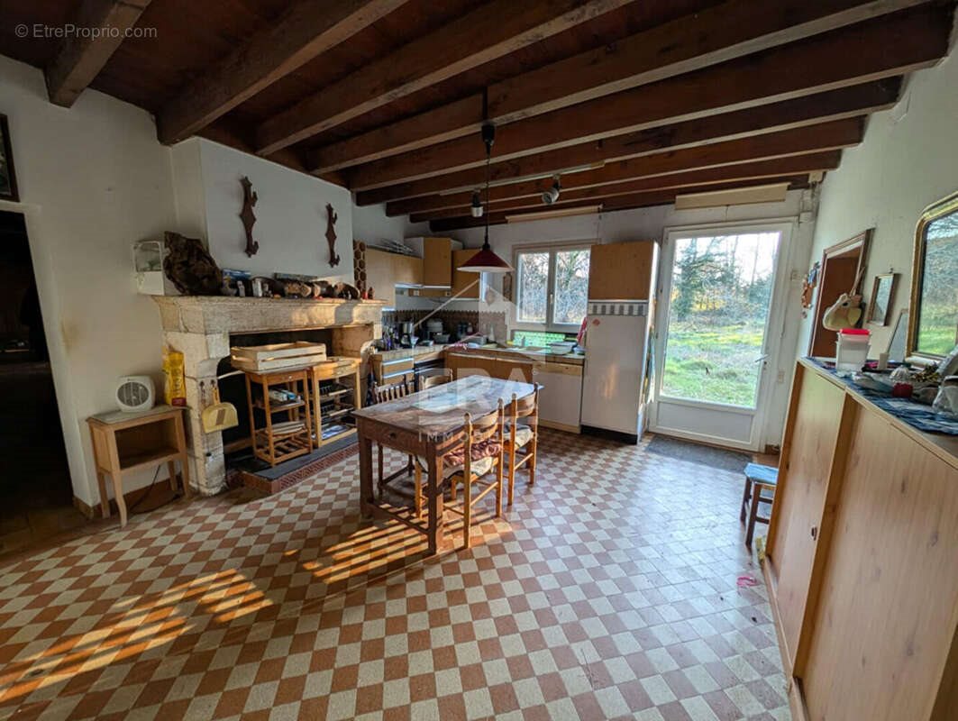 Maison à vendre, 205m², Montpon-Ménestérol