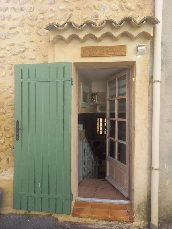 Maison à vendre, 75m², Puimichel