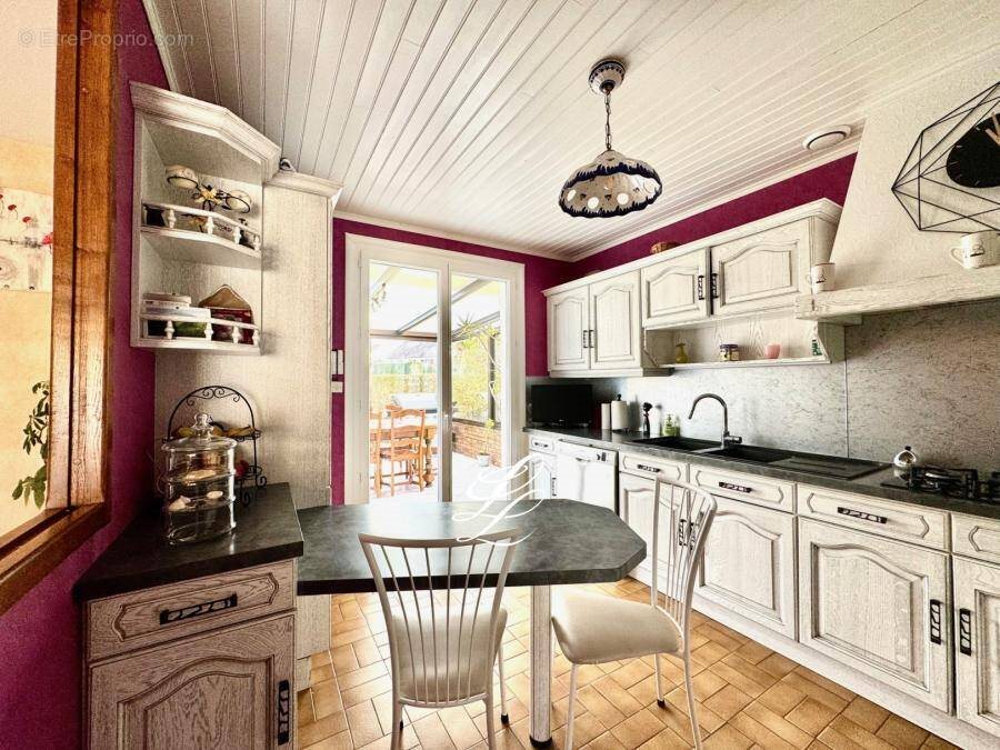 Maison à vendre, 116m², Neuville-sur-Sarthe