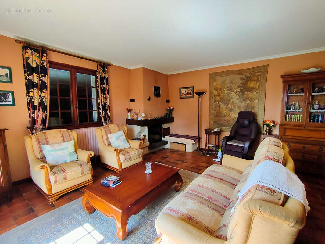 Maison à vendre, 170m², Lanouaille