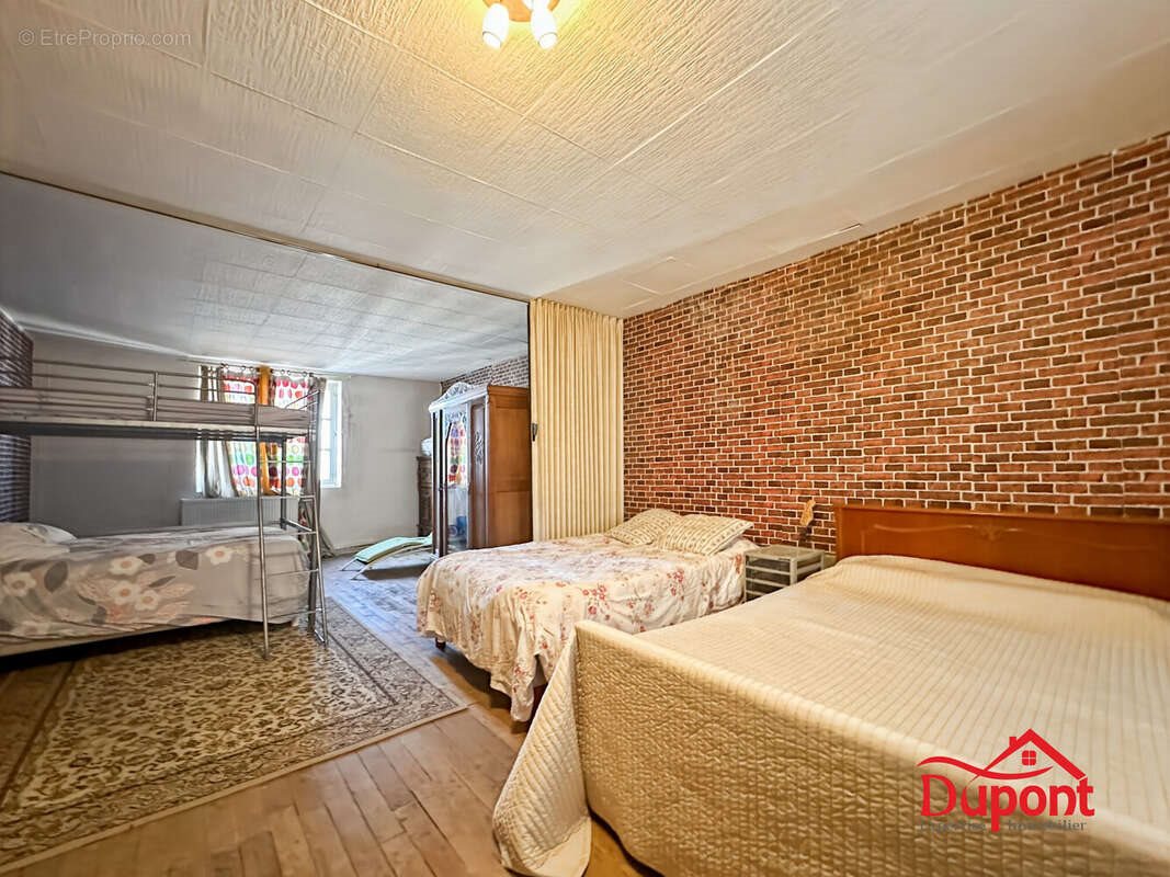 Maison à vendre, 263m², Revin