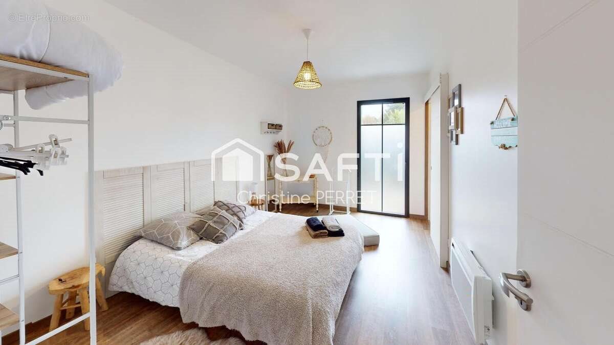 Maison à vendre, 190m², Arès