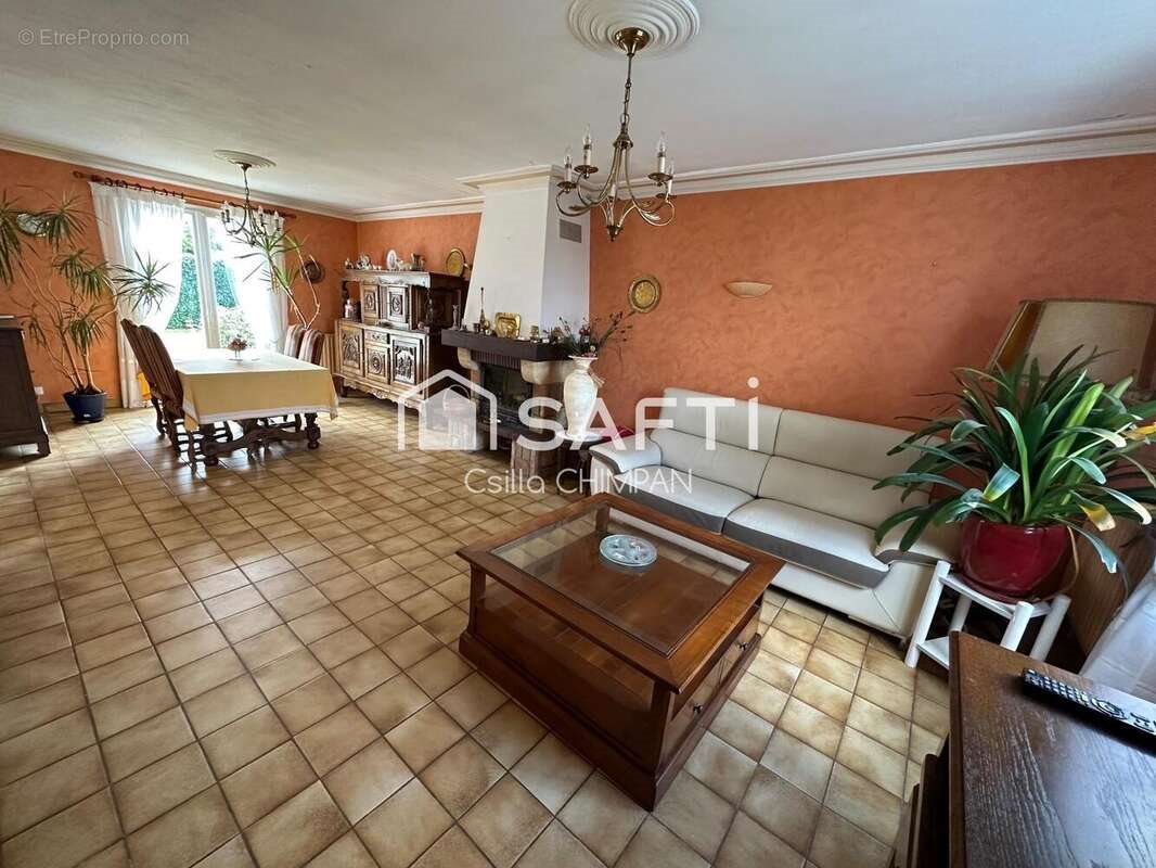 Maison à vendre, 88m², Ploumagoar