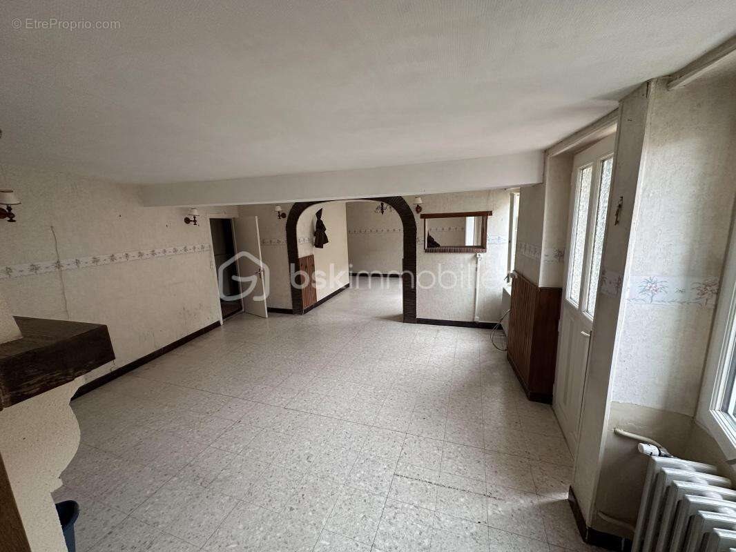 Maison à vendre, 160m², Tronchoy