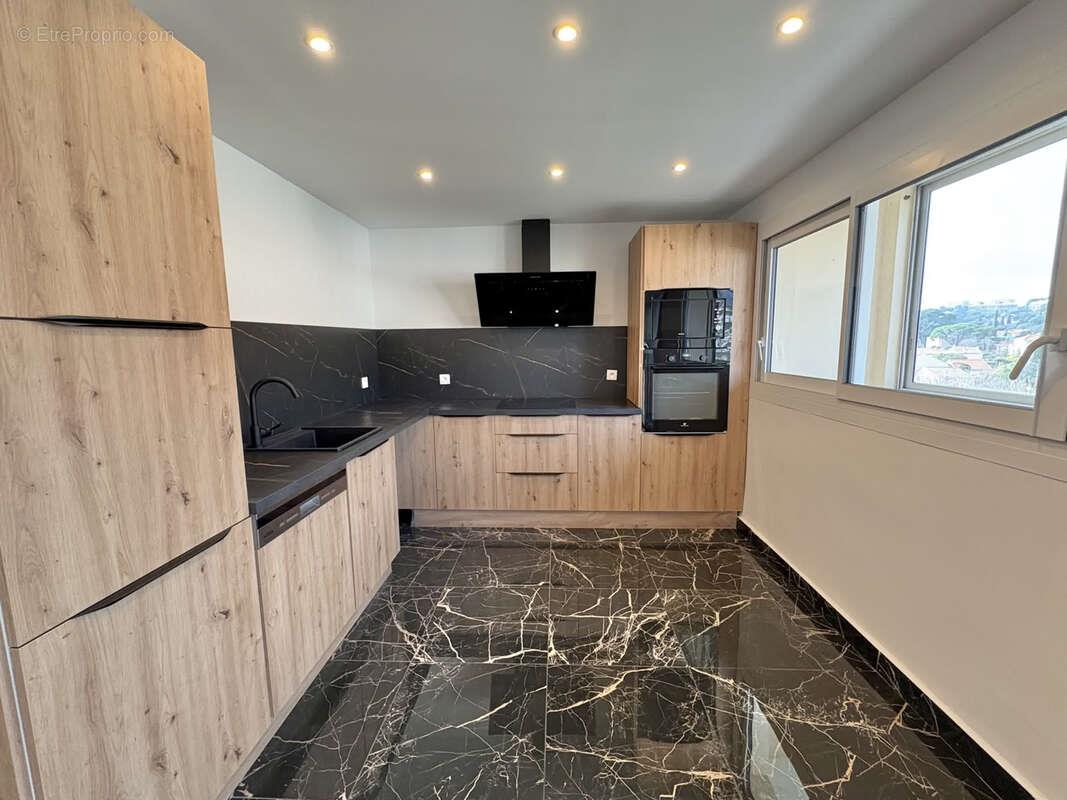 Appartement à vendre, 78m², Toulon