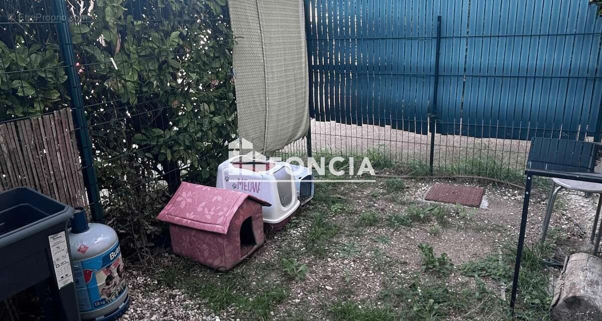 Appartement à vendre, 32m², Entraigues-sur-la-Sorgue