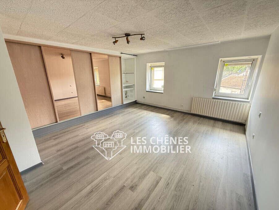 Appartement à vendre, 90m², Moyeuvre-Grande