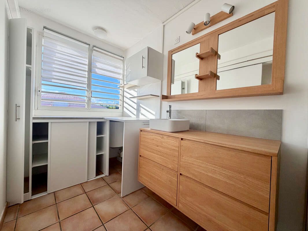 Appartement à vendre, 69m², Petit-Bourg