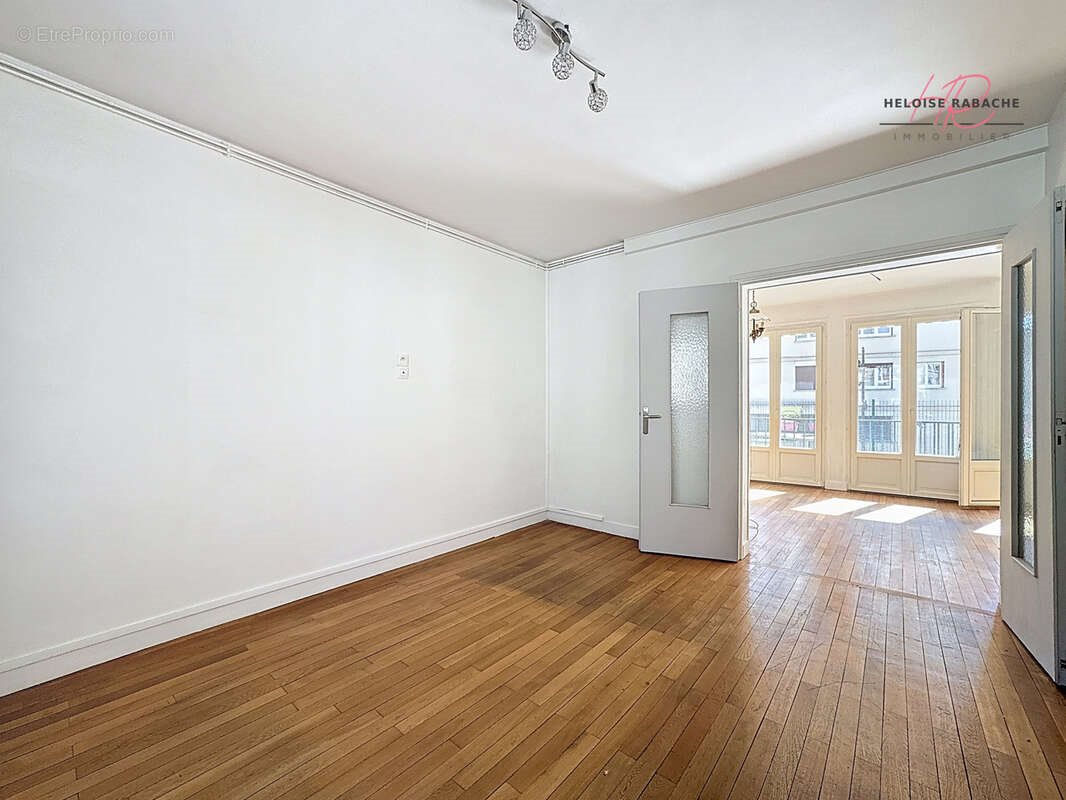 Appartement à vendre, 57m², Mantes-la-Jolie