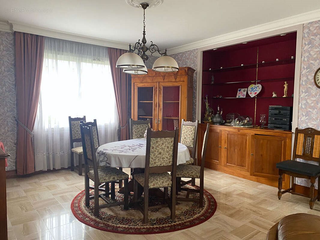 Maison à vendre, 219m², Ernée