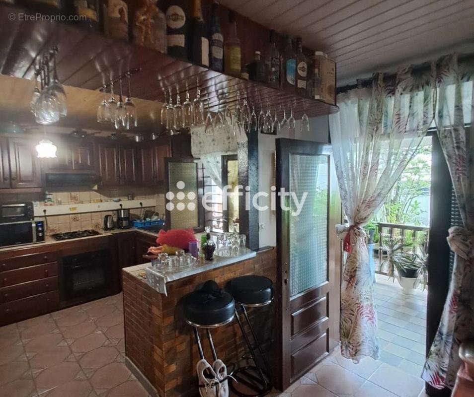 Maison à vendre, 141m², Kourou