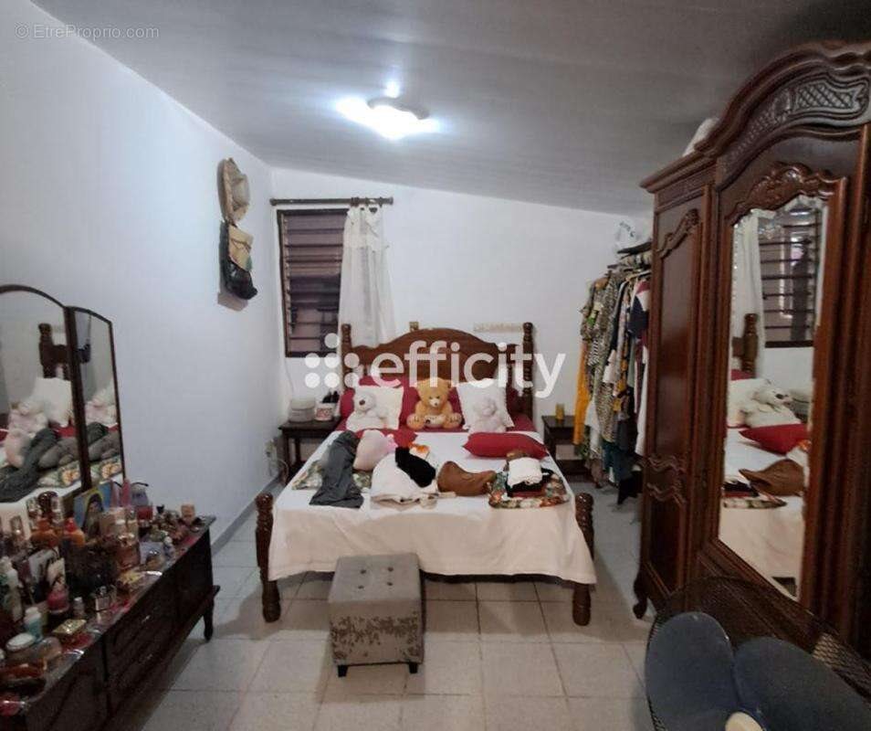 Maison à vendre, 141m², Kourou