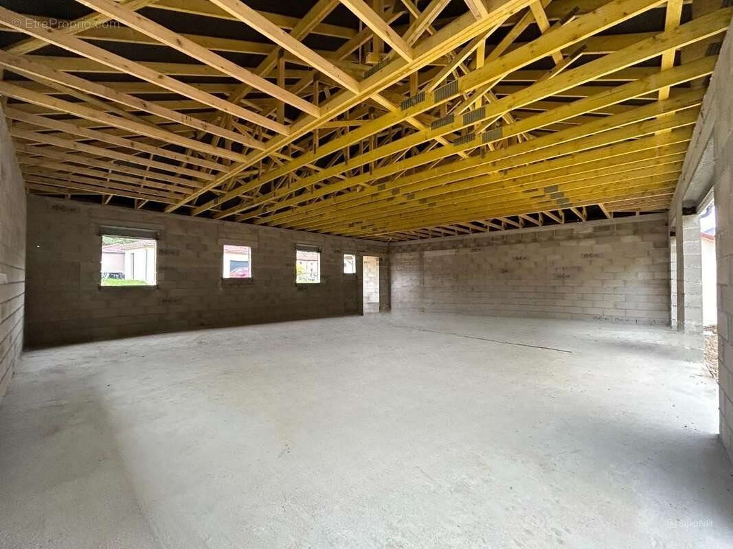 Maison à vendre, 110m², Novillars