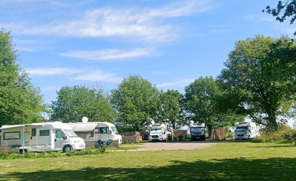 Appartement à vendre, 565m², Eugénie-les-Bains