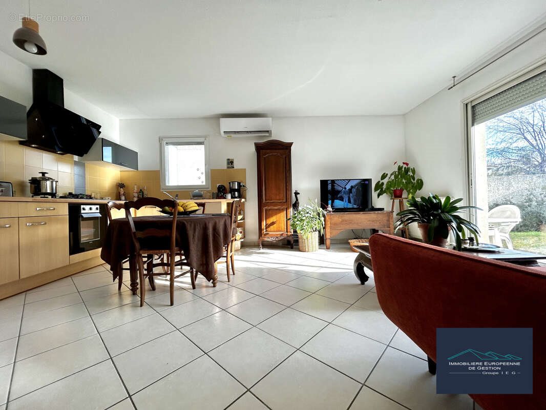 Appartement à vendre, 48m², Saint-Estève