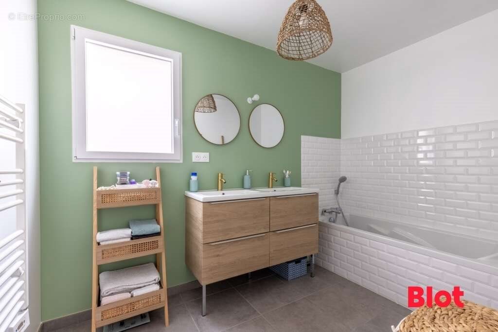 Maison à vendre, 98m², Vern-sur-Seiche