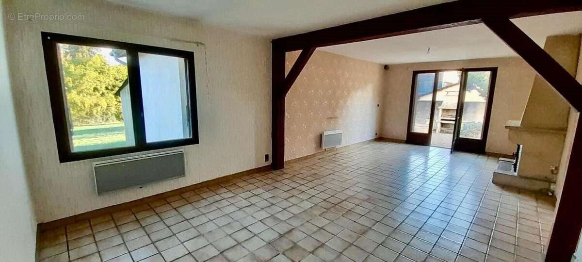 Maison à vendre, 111m², Nogaro