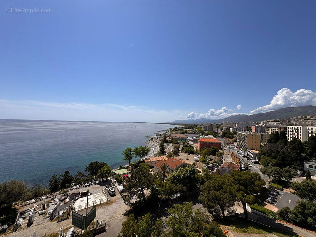 Appartement à vendre, 79m², Bastia