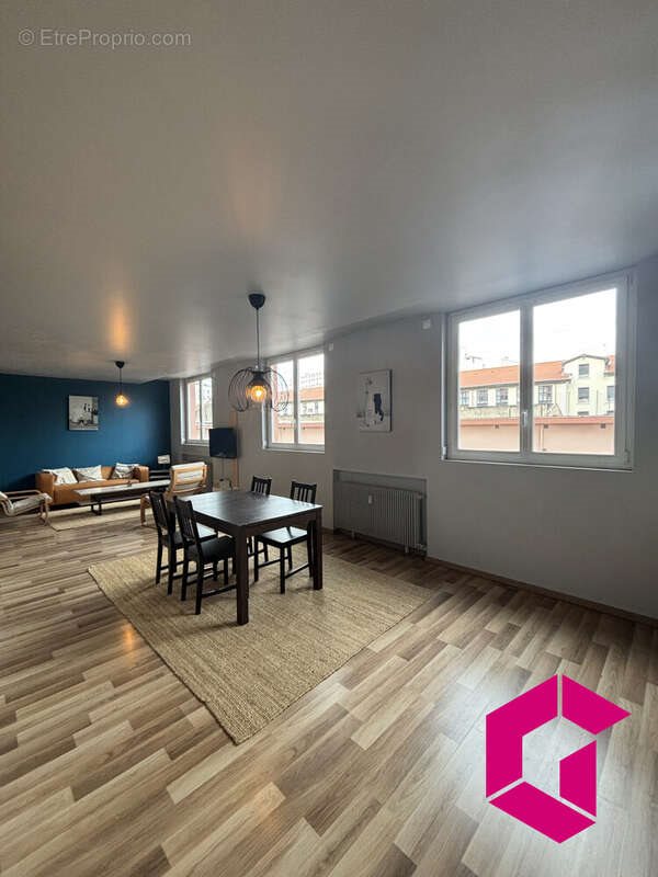 Appartement à vendre, 92m², Saint-Etienne