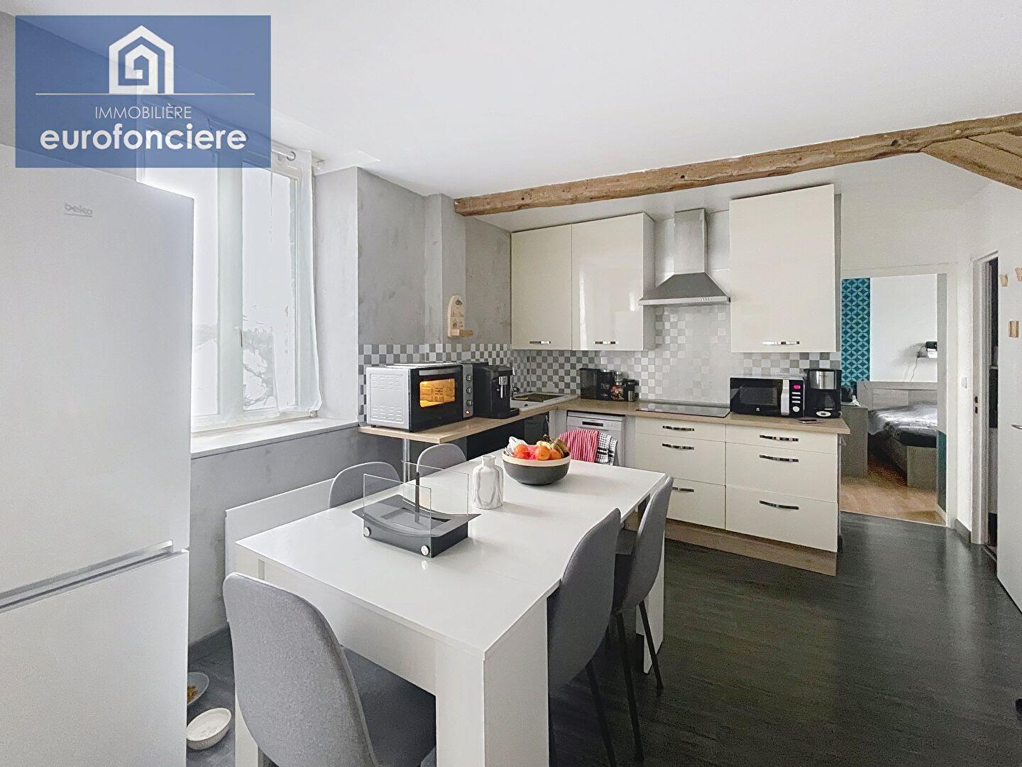 Appartement à vendre, 55m², Pont-Sainte-Marie