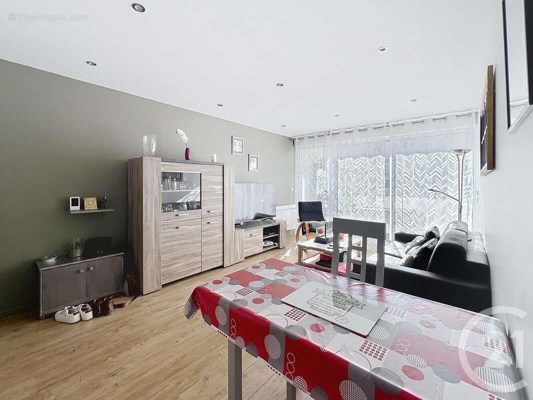 Appartement à vendre, 49m², Reims