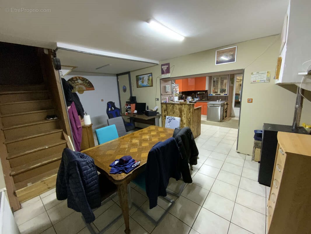 Maison à vendre, 214m², Hautevelle